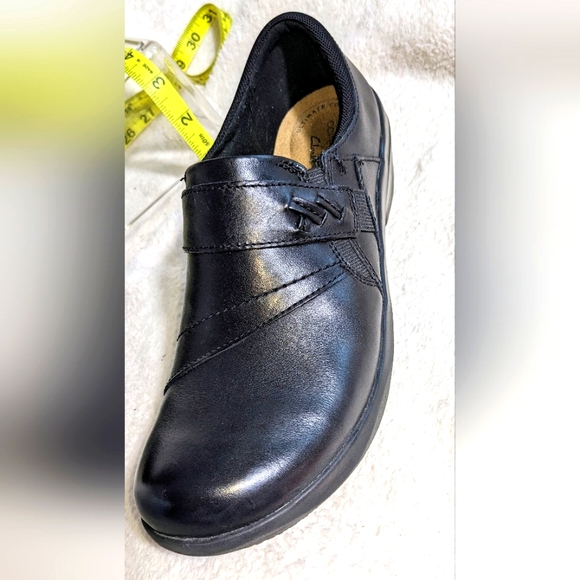 Women's Black Clarks Ultimate Comfort‎ Collection | Size 7.5 M - Picture 5 of 10